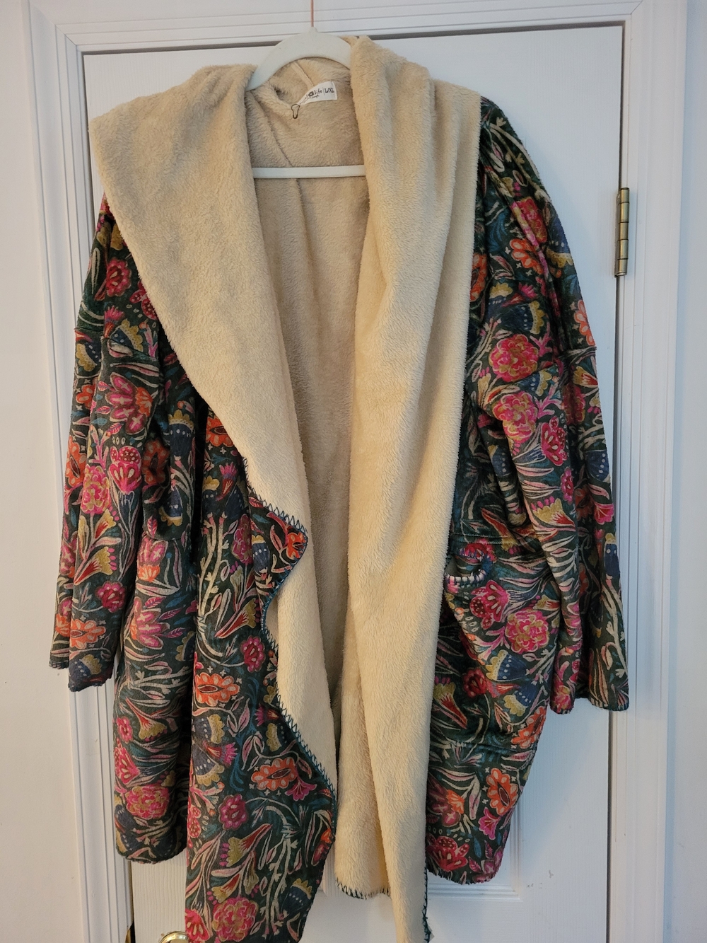 NATURAL LIFE Floral Sherpa-Lined Open Cardigan - Cream & Multi